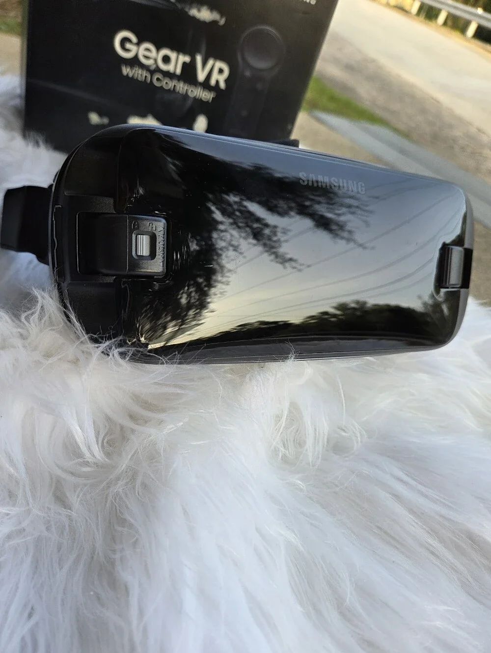 Samsung - Gear VR With Controller - Oculus 2017